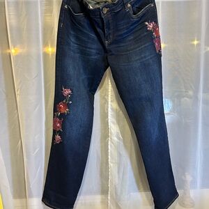 Kut from the Kloth Embroidered Floral Straight Leg Jeans Dark Wash Size 10